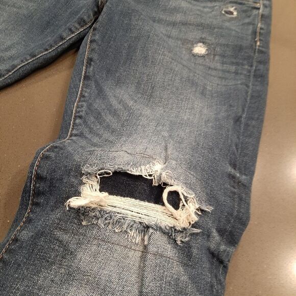 Aeropostale Distressed 32×30 Skinny Jeans - Picture 7 of 8